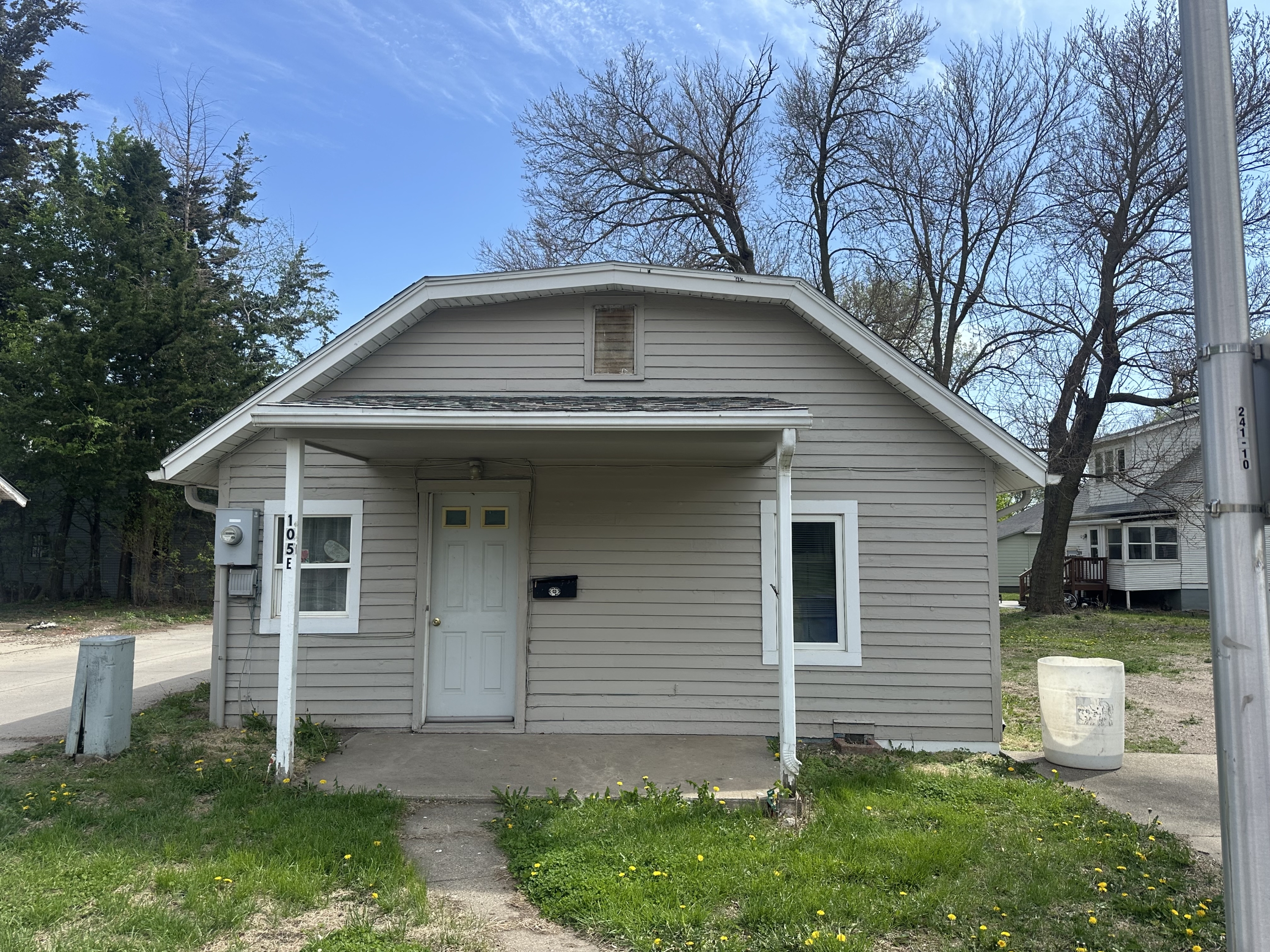 105 East Dartmouth Street