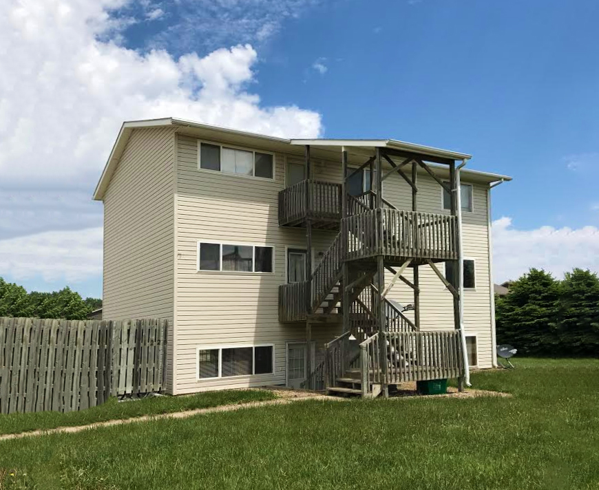 1220 E clark- #1